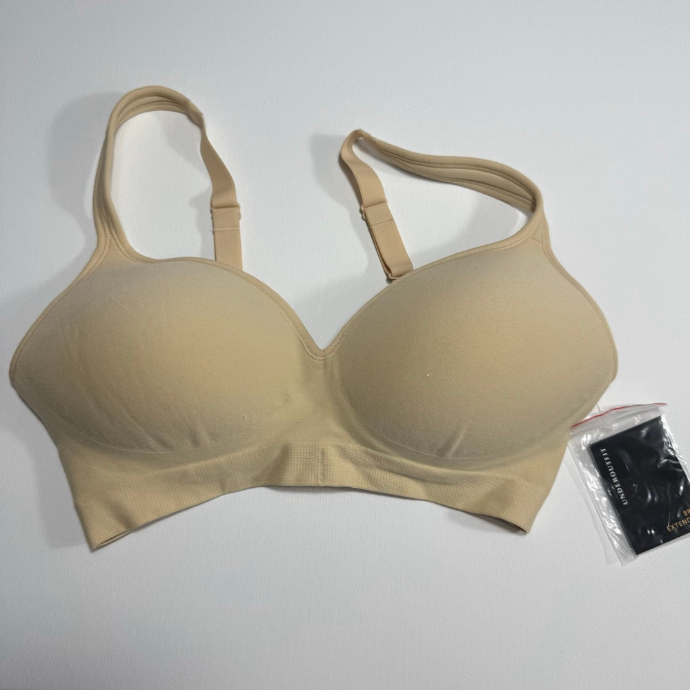 Women's UNDERUTFIT Comfort Shaping Lift Bra in Beige, Size M